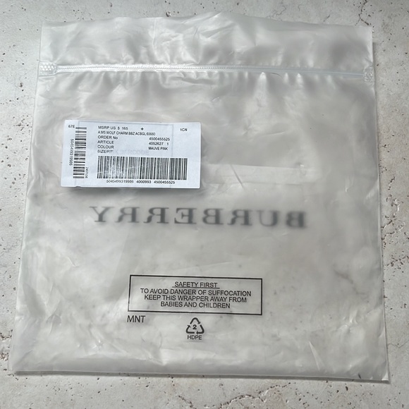 Burberry Wolf Charm - Picture 7 of 7